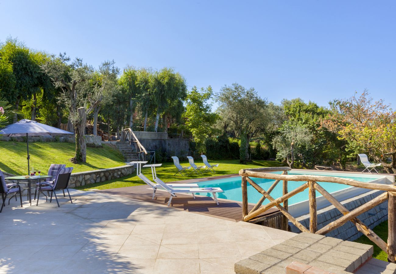 Villa in Sant´Agata sui Due Golfi - Villa Ferrara with Infinity Pool, Sea View, Parking and Garden