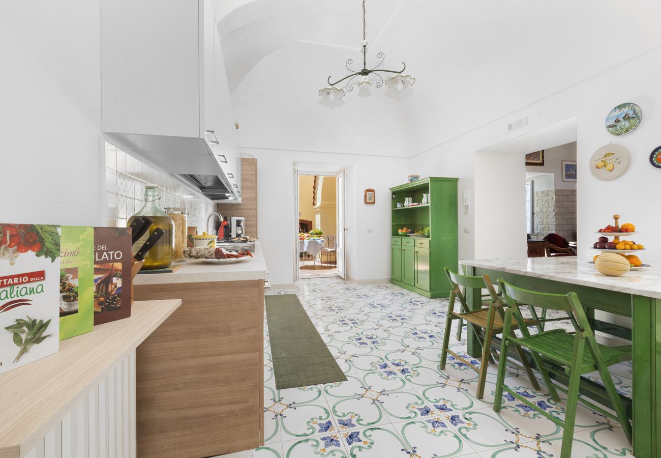 Villa in Sant´Agata sui Due Golfi - Villa Ferrara with Infinity Pool, Sea View, Parking and Garden