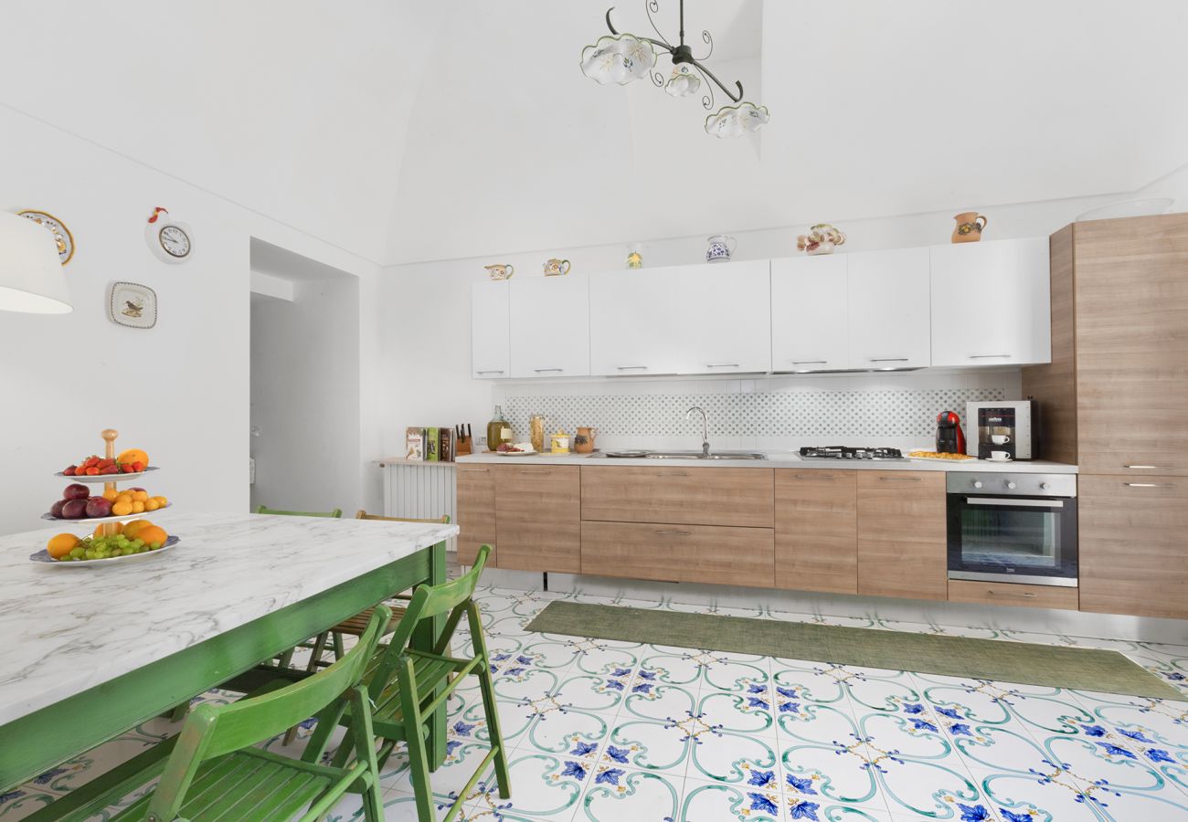Villa in Sant´Agata sui Due Golfi - Villa Ferrara with Infinity Pool, Sea View, Parking and Garden