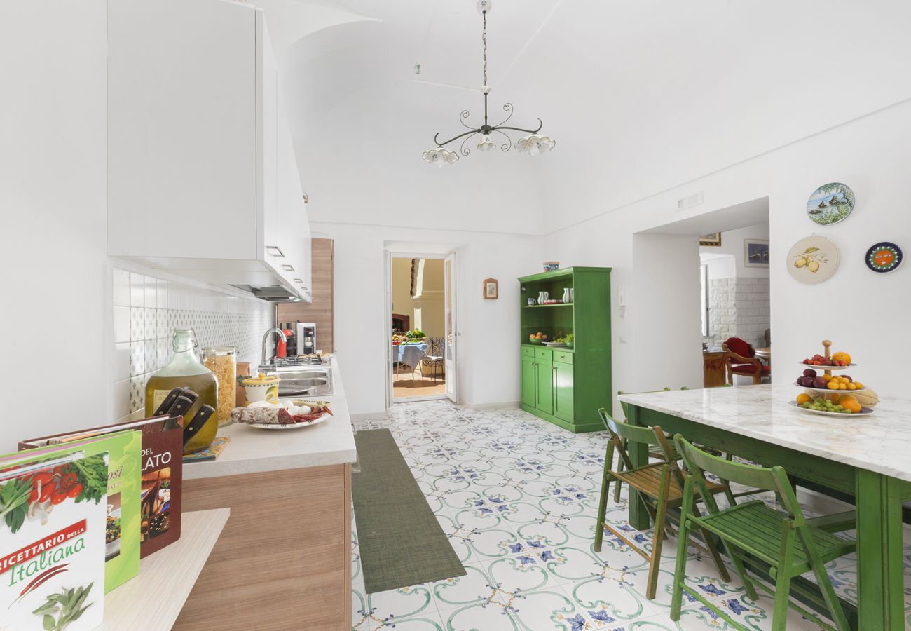 Villa in Sant´Agata sui Due Golfi - Villa Ferrara with Infinity Pool, Sea View, Parking and Garden