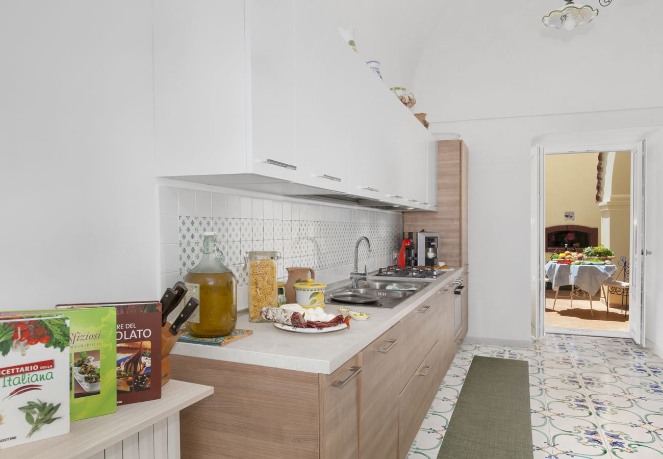 Villa in Sant´Agata sui Due Golfi - Villa Ferrara with Infinity Pool, Sea View, Parking and Garden