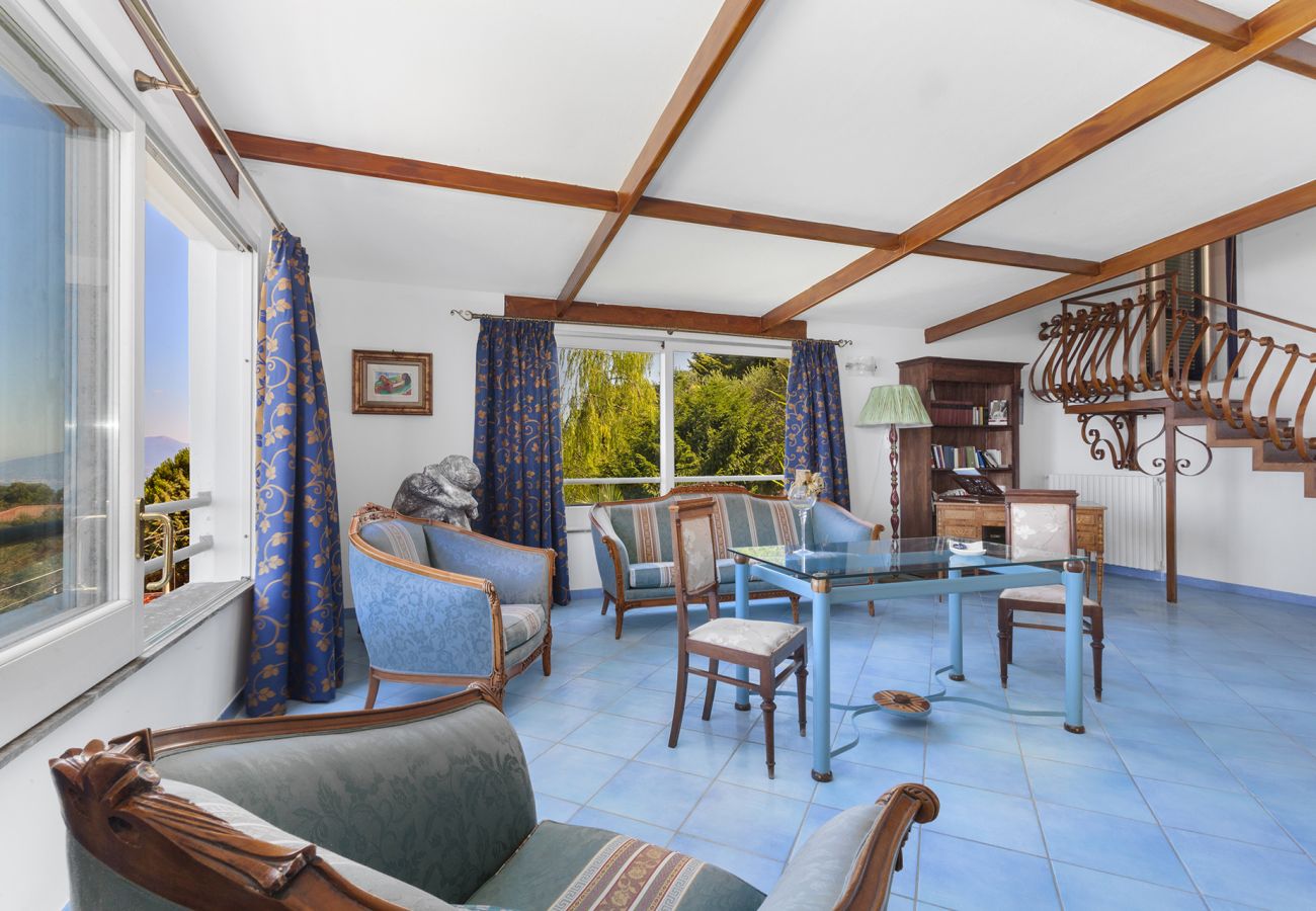 Villa in Sant´Agata sui Due Golfi - Villa Ferrara with Infinity Pool, Sea View, Parking and Garden