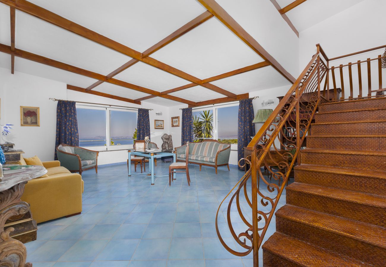 Villa in Sant´Agata sui Due Golfi - Villa Ferrara with Infinity Pool, Sea View, Parking and Garden