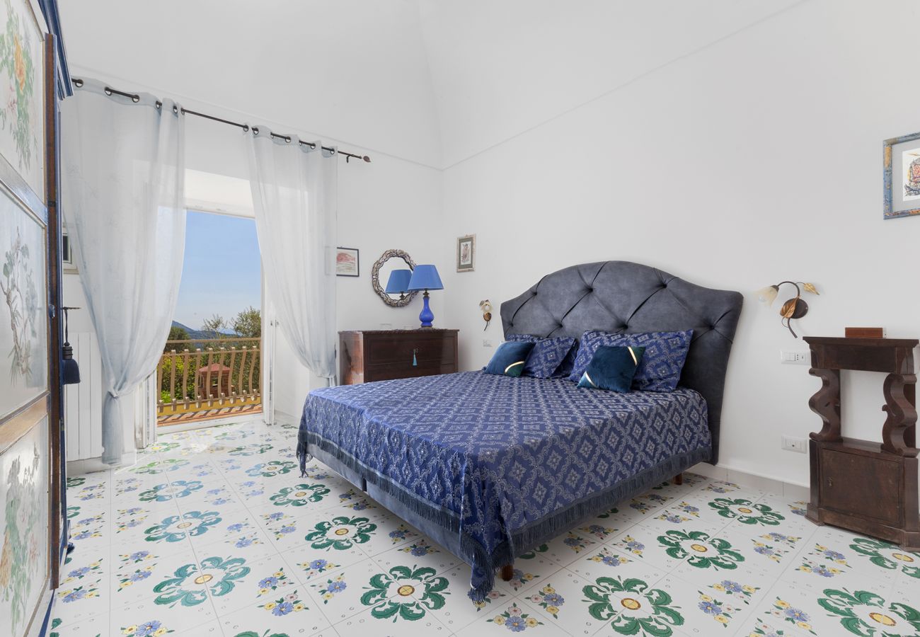Villa in Sant´Agata sui Due Golfi - Villa Ferrara with Infinity Pool, Sea View, Parking and Garden