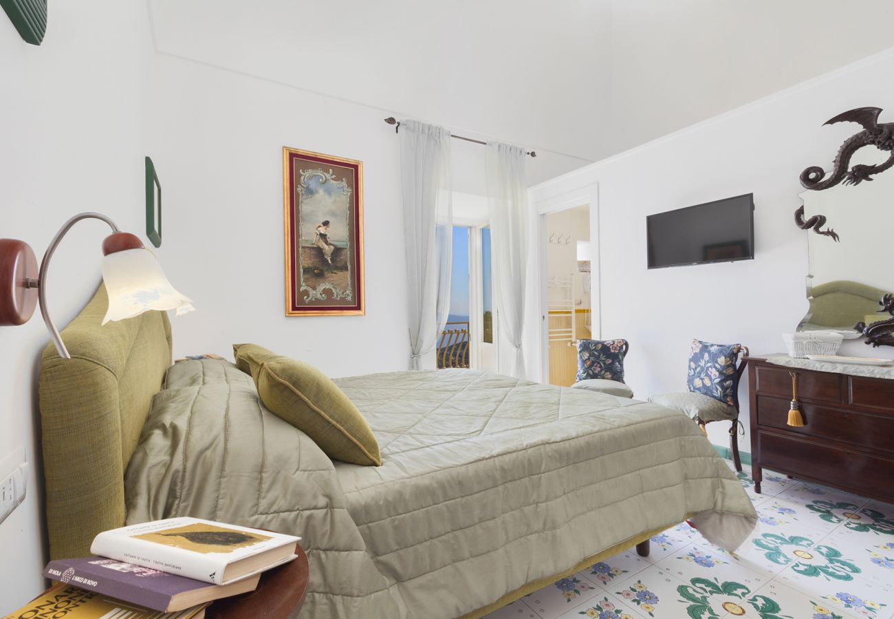 Villa in Sant´Agata sui Due Golfi - Villa Ferrara with Infinity Pool, Sea View, Parking and Garden