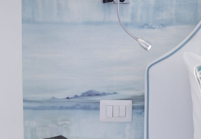 Apartment in Sorrento - AMORE RENTALS - Sara Home with Private Terrace, Air Conditioning and Internet Wi-Fi Apartment in Sorrento - AMORE RENTALS - Sara Home with Private Terrace, Air Conditioning and Internet Wi-Fi