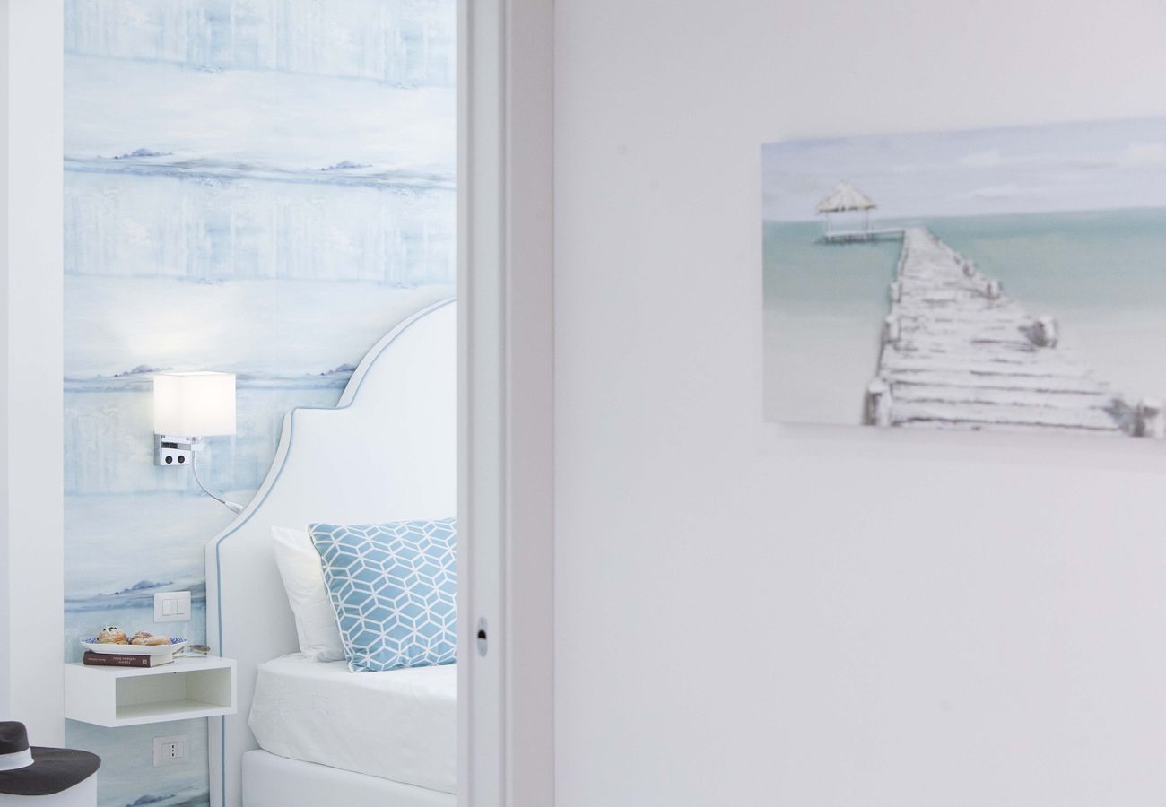 Apartment in Sorrento - AMORE RENTALS - Sara Home | Two Connected Apartments with Terraces in the Heart of Sorrento