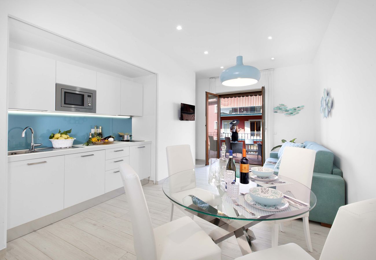 Apartment in Sorrento - AMORE RENTALS - Sara Home | Two Connected Apartments with Terraces in the Heart of Sorrento