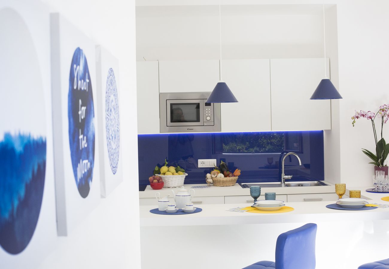 Apartment in Sorrento - AMORE RENTALS - Sara Home 1 with Private Terrace, Air Conditioning and Internet Wi-Fi