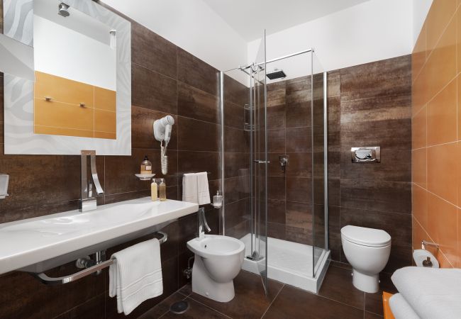 Villa in Massa Lubrense - AMORE RENTALS - Villa Elia with Private Pool, Sea View, Terraces, Parking and Garden Villa in Massa Lubrense - AMORE RENTALS - Villa Elia with Private Pool, Sea View, Terraces, Parking and Garden
