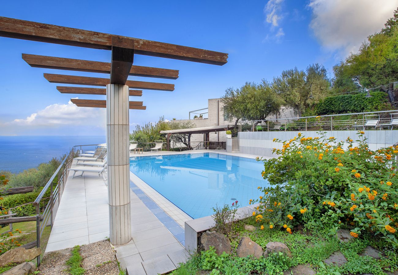Villa in Massa Lubrense - AMORE RENTALS -Villa Elia 1 with Private Pool, Sea View, Terraces, Parking and Garden