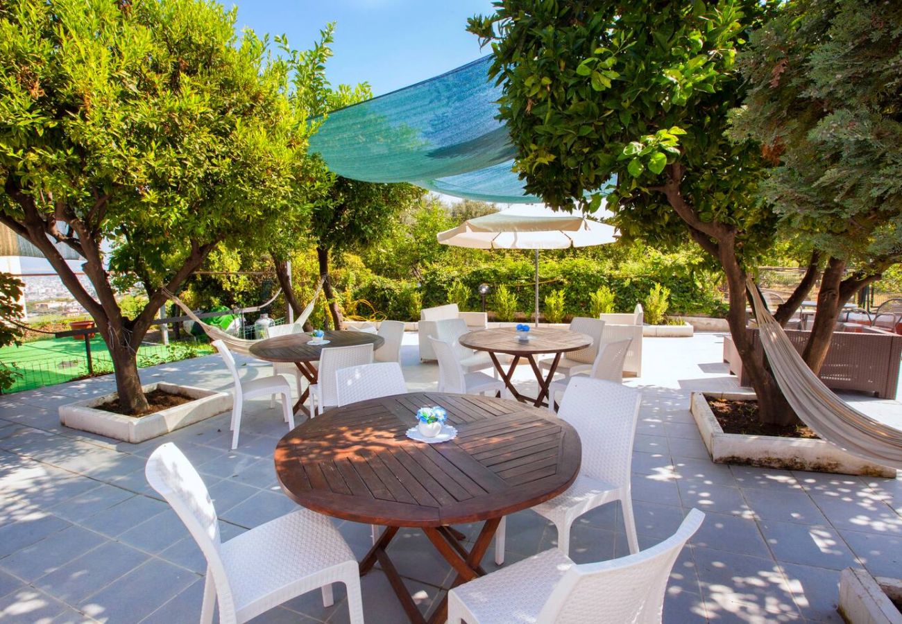 Villa in Castellammare di Stabia - AMORE RENTALS - Villa Amore with Sea View, Private Swimming Pool, Garden and Parking