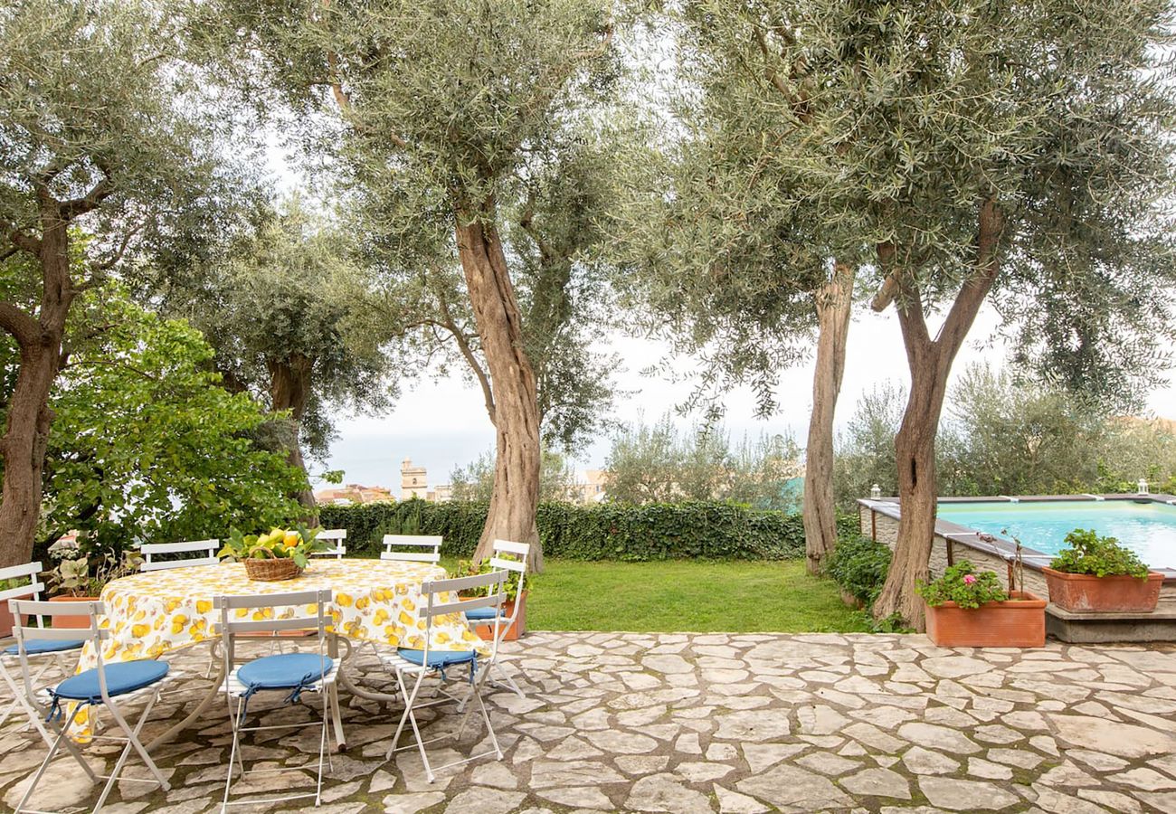 Villa in Massa Lubrense - AMORE RENTALS - Villa Stella with Private Swimming Pool, Sea View, Terraces and Parking