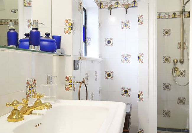Villa in Sant´Agnello - AMORE RENTALS - Villa Angelo with Private Terraces, Parking and Air Conditioning Villa in Sant´Agnello - AMORE RENTALS - Villa Angelo with Private Terraces, Parking and Air Conditioning