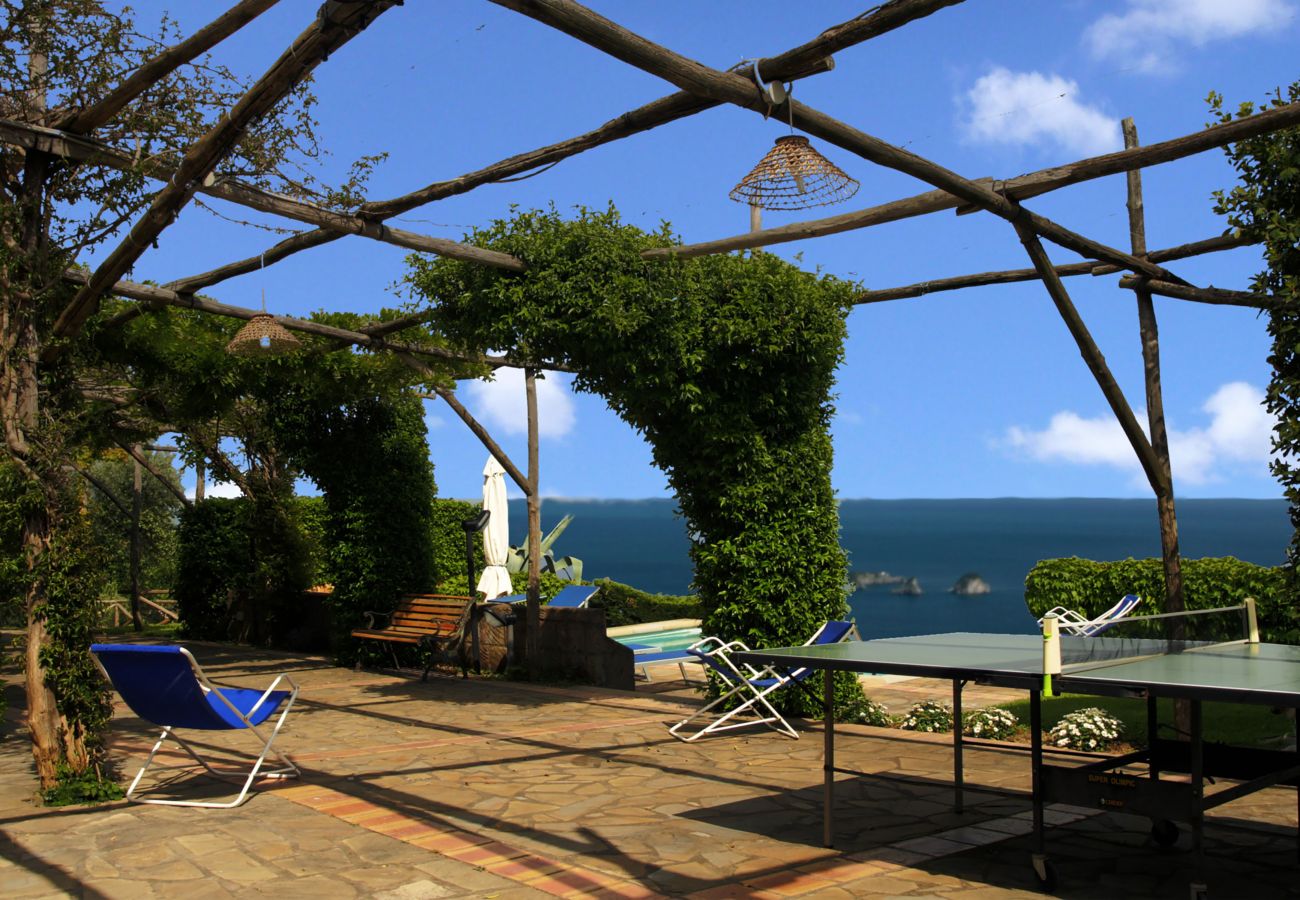 Villa in Sant´Agata sui Due Golfi - Villa Raffaella with Private Pool, Sea View, Parking and Garden