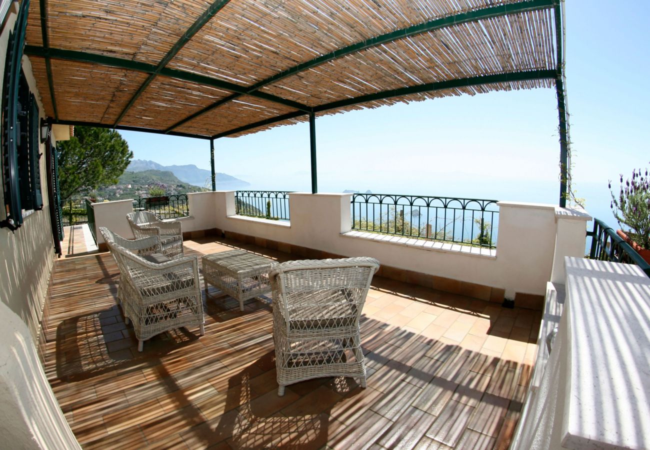 Villa in Sant´Agata sui Due Golfi - Villa Raffaella with Private Pool, Sea View, Parking and Garden