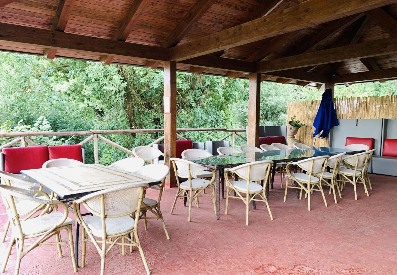 Villa in Sant´Agnello - AMORE RENTALS - Villa Calisto with Private Swimming Pool, Garden, Jacuzzi, Sea view and Parking