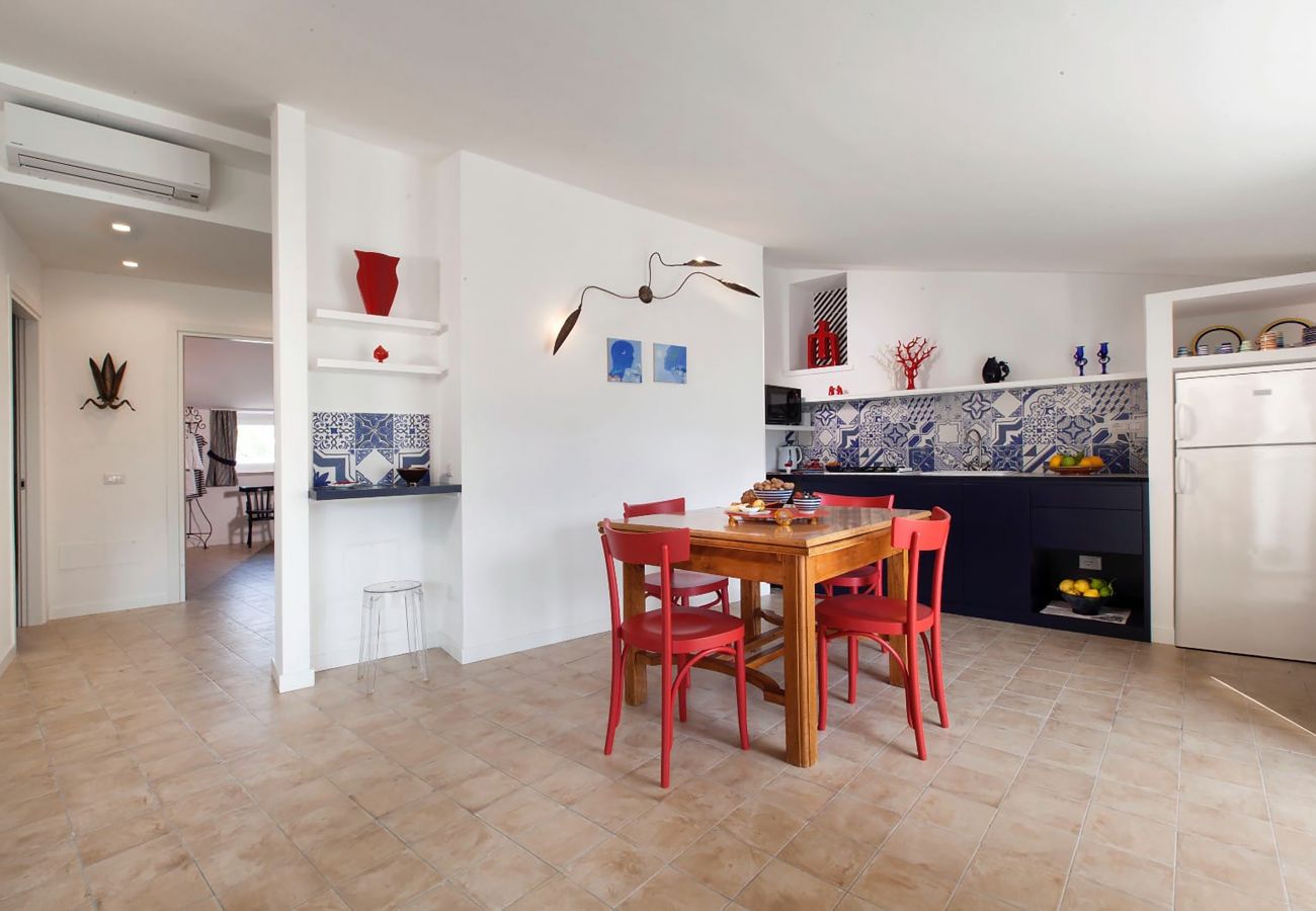 Apartment in Sant´Agnello - AMORE RENTALS - Casa Iommart with Private Terrace, Air Conditioning and Internet Wi-Fi