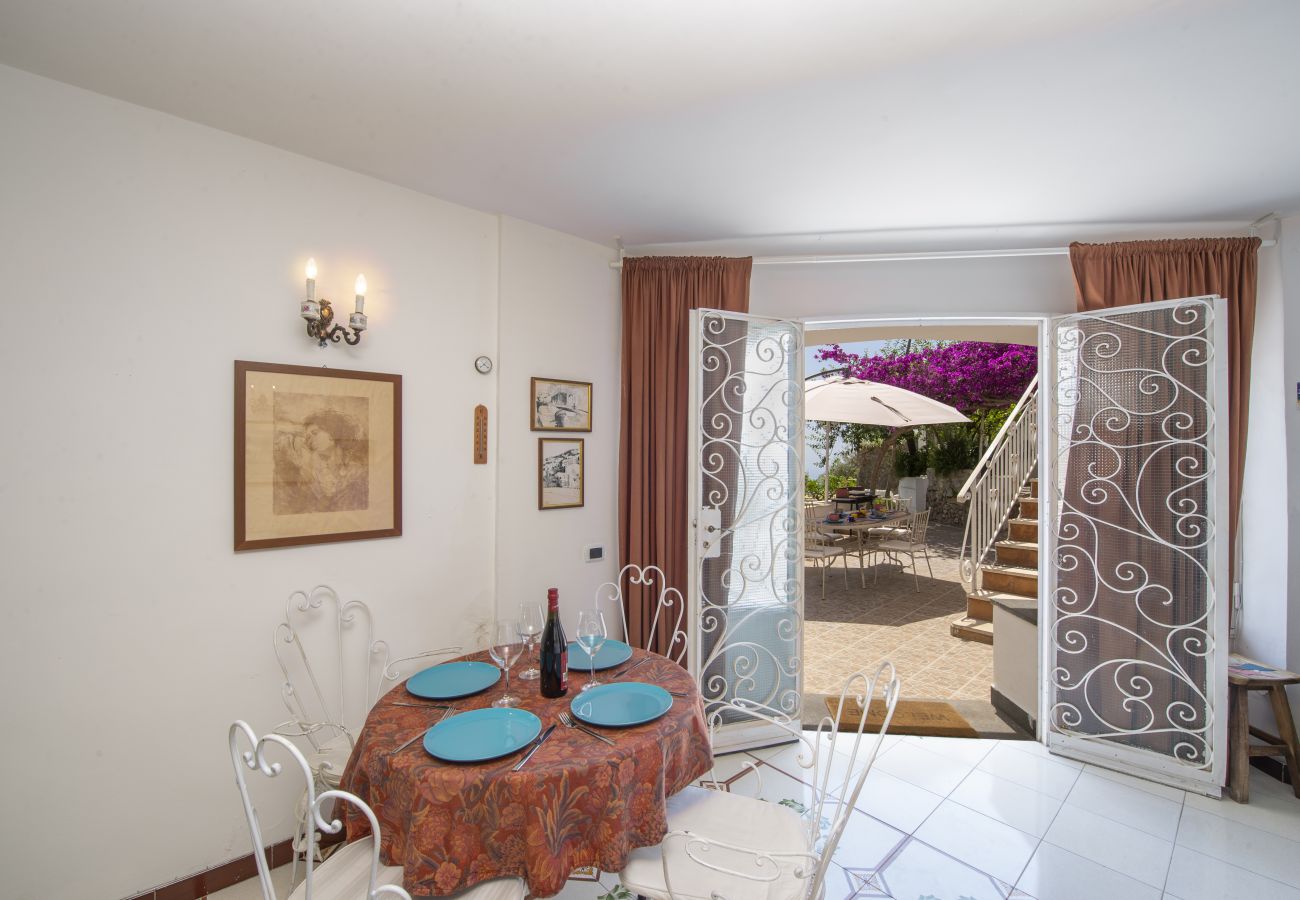 Villa in Praiano - AMORE RENTALS - Villa Isabel with Sea View, Terraces and Internet Wi-Fi