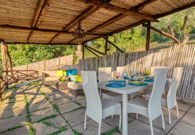 Villa in Sorrento - AMORE RENTALS -Villa Eva with Swimming Pool, SPA, Terraces, Sea View, Parking and Air Conditioning Villa in Sorrento - AMORE RENTALS -Villa Eva with Swimming Pool, SPA, Terraces, Sea View, Parking and Air Conditioning