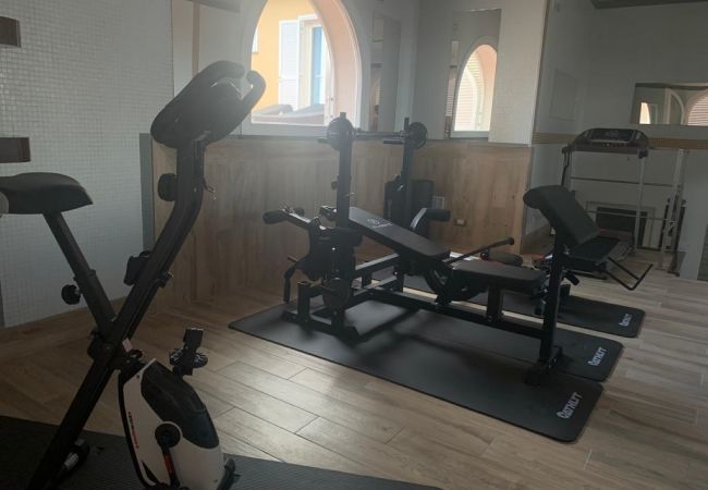 Villa in Sorrento - AMORE RENTALS -Villa Eva with Swimming Pool, SPA, Terraces, Sea View, Parking and Air Conditioning Villa in Sorrento - AMORE RENTALS -Villa Eva with Swimming Pool, SPA, Terraces, Sea View, Parking and Air Conditioning