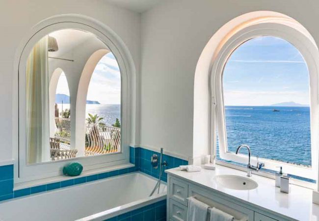 Villa in Massa Lubrense - AMORE RENTALS - Villa dei Sogni with Private Swimming Pool, Sea View, Parking and Air Conditioning Villa in Massa Lubrense - AMORE RENTALS - Villa dei Sogni with Private Swimming Pool, Sea View, Parking and Air Conditioning