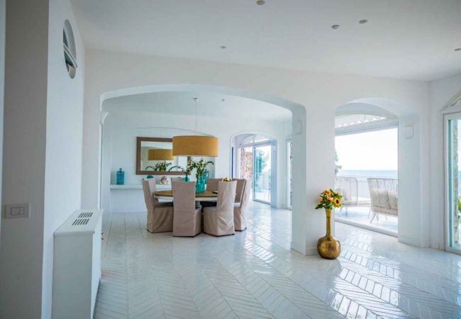 Villa in Massa Lubrense - AMORE RENTALS - Villa dei Sogni with Private Swimming Pool, Sea View, Parking and Air Conditioning Villa in Massa Lubrense - AMORE RENTALS - Villa dei Sogni with Private Swimming Pool, Sea View, Parking and Air Conditioning