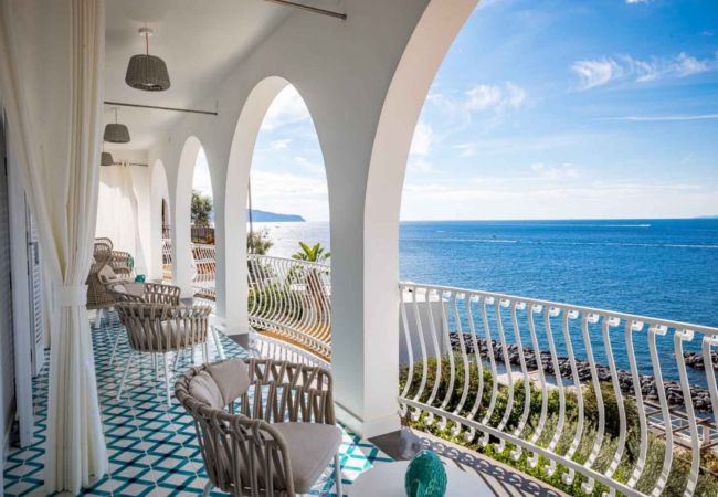 Villa in Massa Lubrense - AMORE RENTALS - Villa dei Sogni with Private Swimming Pool, Sea View, Parking and Air Conditioning Villa in Massa Lubrense - AMORE RENTALS - Villa dei Sogni with Private Swimming Pool, Sea View, Parking and Air Conditioning