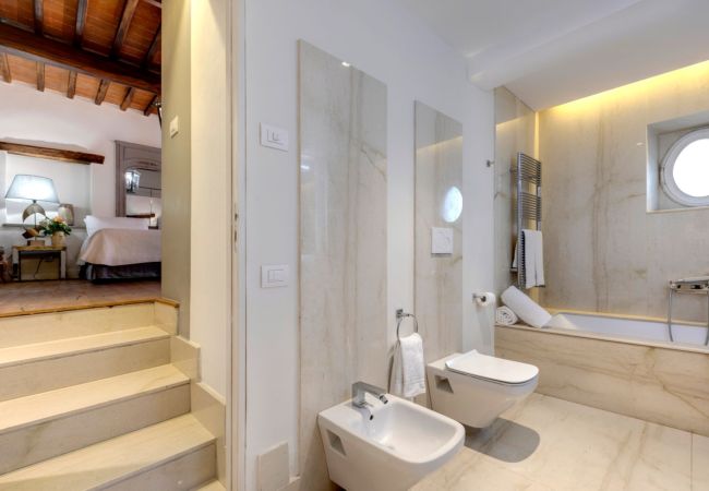 Residence in Panzano - Ville Il Paradiso with Private Pools, Garden, Terraces, Ideal for Weddings Residence in Panzano - Ville Il Paradiso with Private Pools, Garden, Terraces, Ideal for Weddings