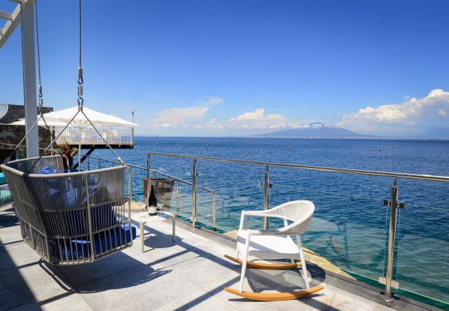 Villa in Sorrento - AMORE RENTALS - Villa del Maggiore with Direct Access to the Sea, Sea View, Garden and Private Swimming Pool Villa in Sorrento - AMORE RENTALS - Villa del Maggiore with Direct Access to the Sea, Sea View, Garden and Private Swimming Pool