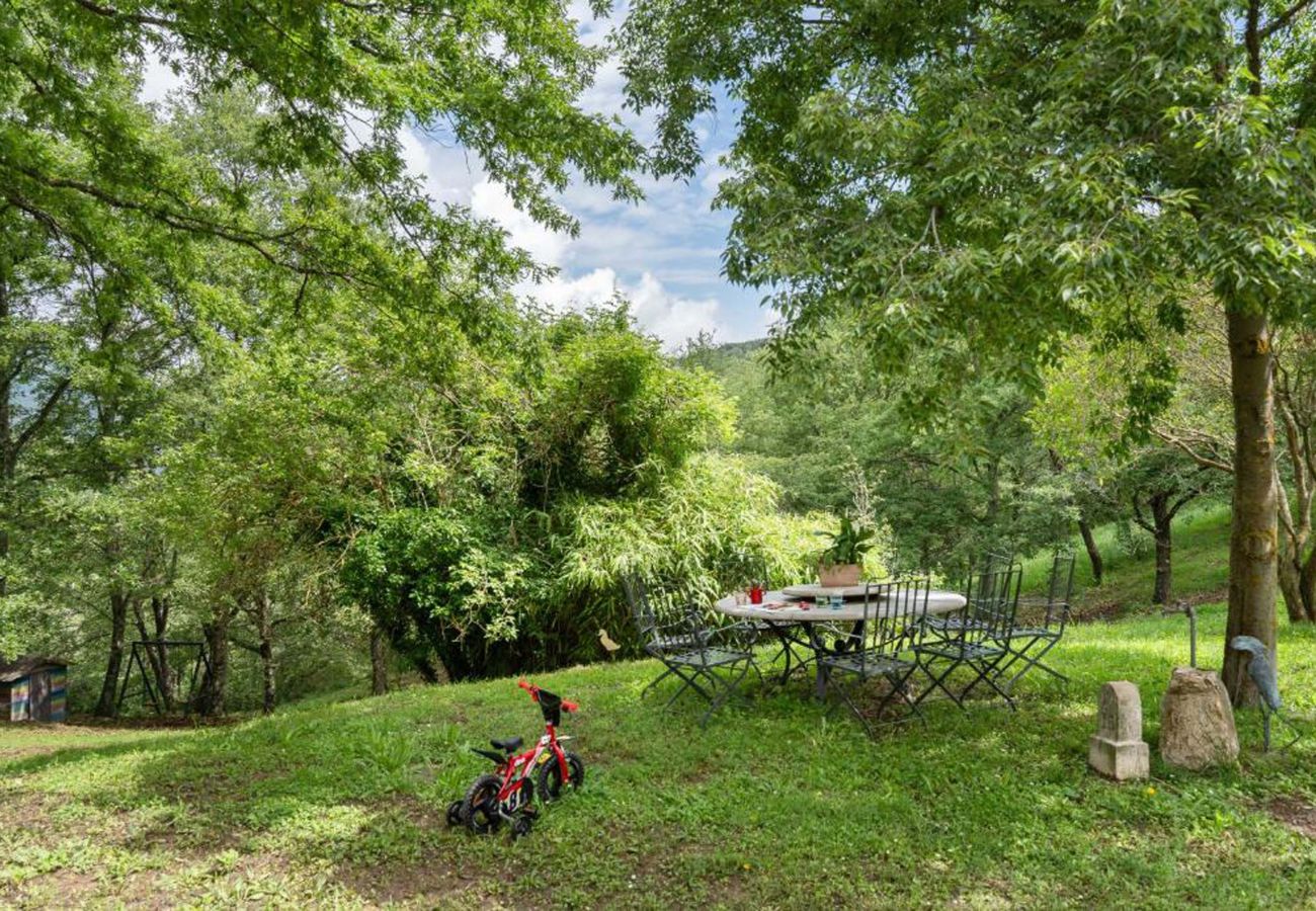 Villa in San Casciano dei Bagni - AMORE RENTALS - Casale della Toscana with private Swimming Pool, Garden, Parking and Terrace