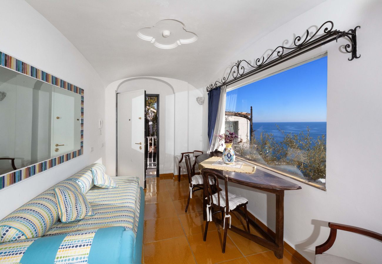 Villa in Positano - AMORE RENTALS - Villa Le Sirene with Outdoor Jacuzzi and Sea View