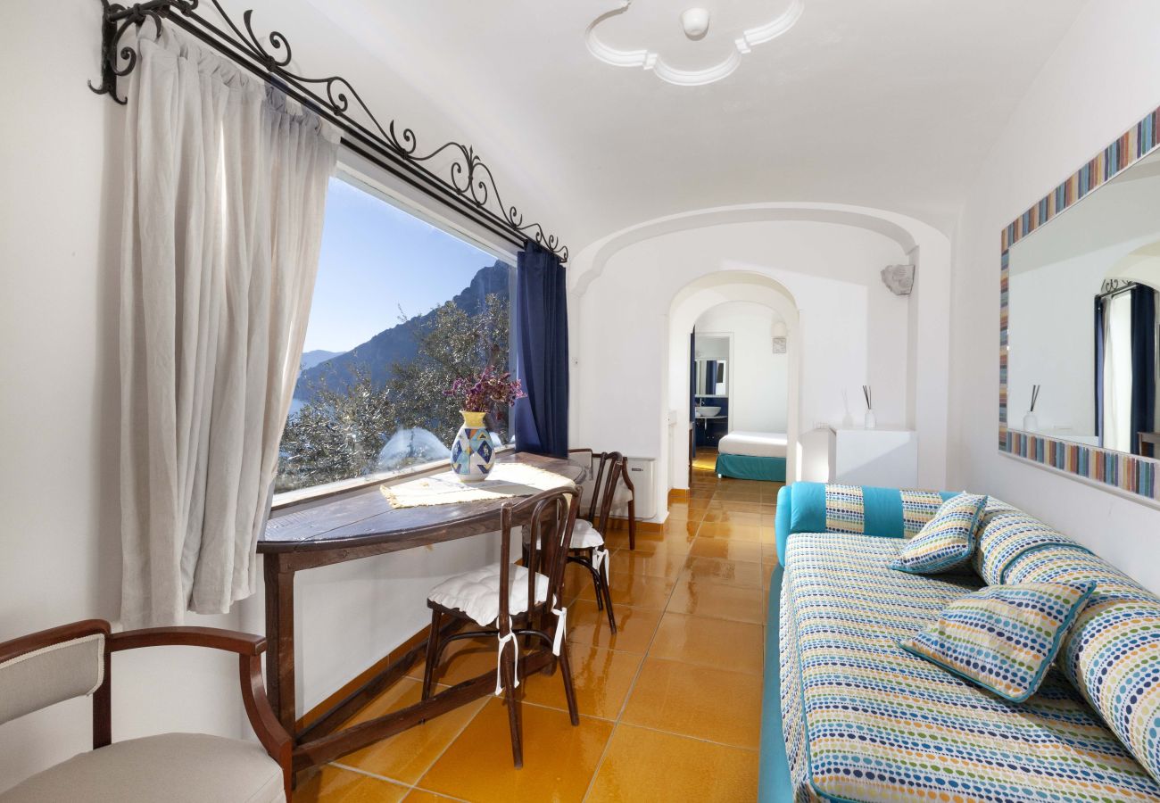 Villa in Positano - AMORE RENTALS - Villa Le Sirene with Outdoor Jacuzzi and Sea View