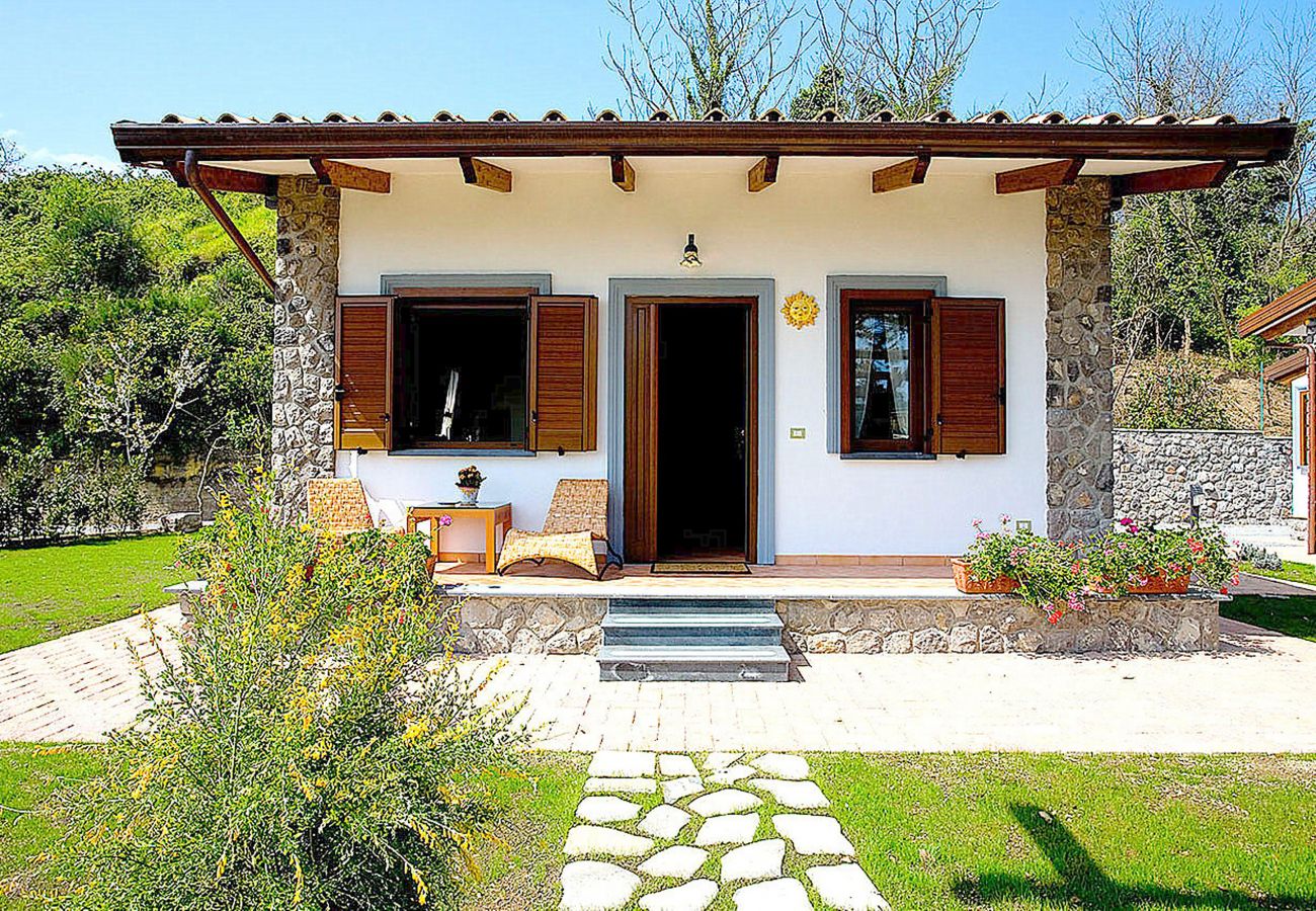 House in Sant´Agata sui Due Golfi - Cottage Isaura C with Shared Pool, Parking and Air Conditioning