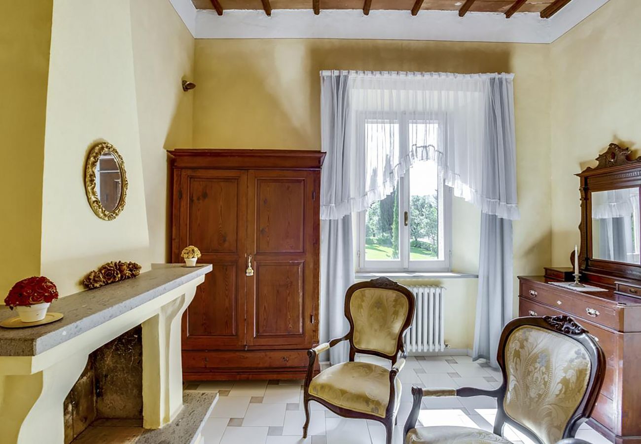 Villa in Radicofani - AMORE RENTALS - Villa Il Giardino with Private Swimming Pool, Garden, Ideal for Weddings