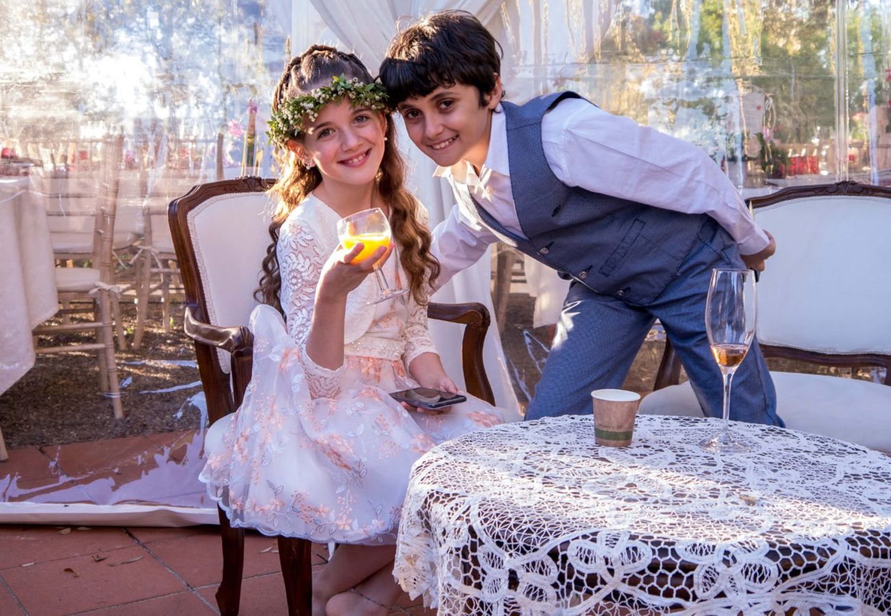 Villa in Radicofani - AMORE RENTALS - Villa Il Giardino with Private Swimming Pool, Garden, Ideal for Weddings