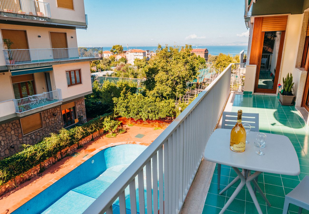 Apartment in Sorrento - Appartamento Caliopia with Balconies, Air Conditioning and Internet Wi-Fi