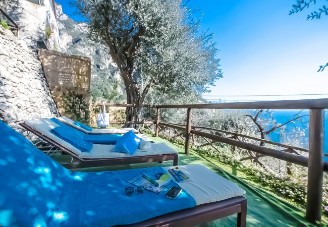 House in Positano - AMORE RENTALS - Maison Don Rafe’ with Sea View and Solarium  House in Positano - AMORE RENTALS - Maison Don Rafe’ with Sea View and Solarium
