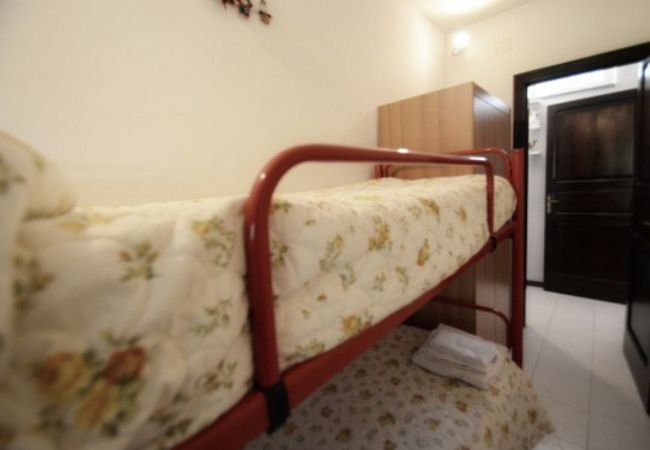 Villa in Massa Lubrense - AMORE RENTALS - Villa Posidonia with Sea View, Swimming Pool and Garden Villa in Massa Lubrense - AMORE RENTALS - Villa Posidonia with Sea View, Swimming Pool and Garden