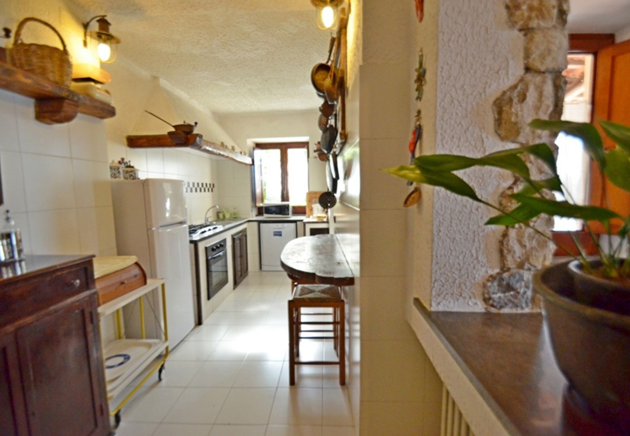 Villa in Massa Lubrense - AMORE RENTALS - Villa Posidonia with Sea View, Swimming Pool and Garden