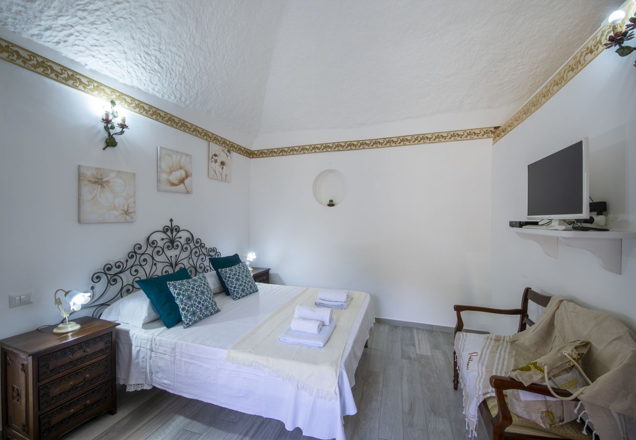 House in Positano - AMORE RENTALS - Casa Barbera B with Private Terrace and Air Conditioning