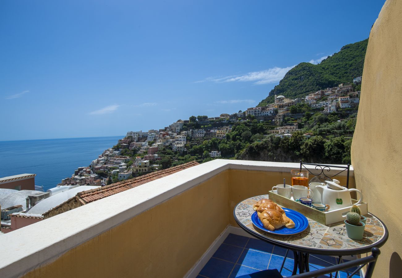 House in Positano - AMORE RENTALS - Casa Barbera A with Sea View and Air Conditioning