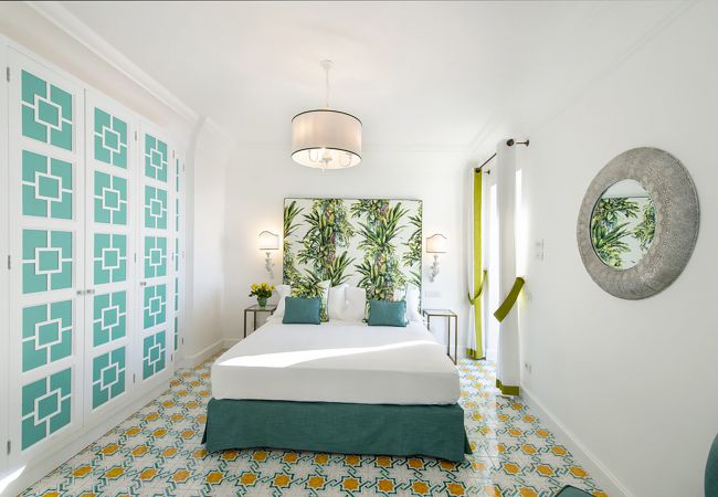 Villa in Praiano - AMORE RENTALS - Villa Celeste with Heated Swimming Pool and Sea View Villa in Praiano - AMORE RENTALS - Villa Celeste with Heated Swimming Pool and Sea View