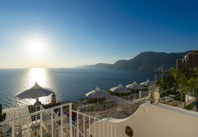 Villa in Praiano - AMORE RENTALS - Villa Celeste with Heated Swimming Pool and Sea View Villa in Praiano - AMORE RENTALS - Villa Celeste with Heated Swimming Pool and Sea View