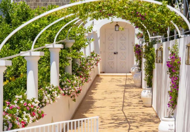 Villa in Praiano - AMORE RENTALS - Villa Celeste with Heated Swimming Pool and Sea View Villa in Praiano - AMORE RENTALS - Villa Celeste with Heated Swimming Pool and Sea View