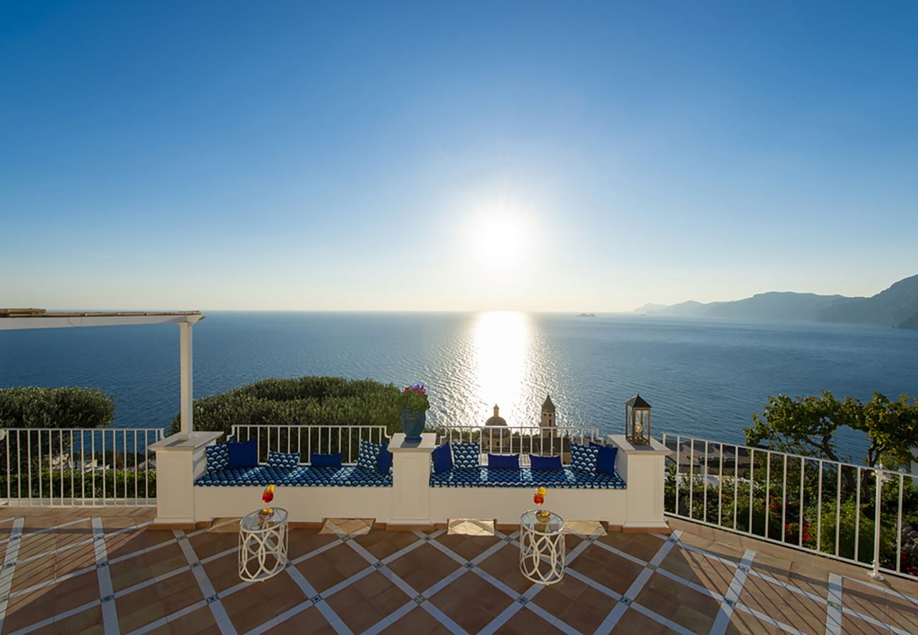 Villa in Praiano - AMORE RENTALS - Villa Celeste with Heated Swimming Pool, Sea View, Butler Service