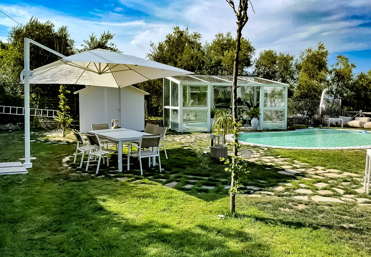 Villa in Sorrento - AMORE RENTALS - Villa Luciana with Bio Pool and Private Garden