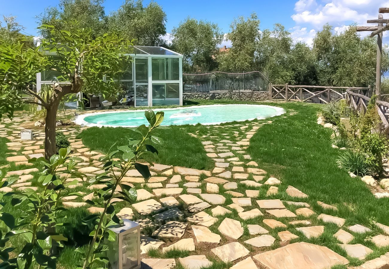 Villa in Sorrento - AMORE RENTALS - Villa Annachiara with Bio Pool and Private Garden