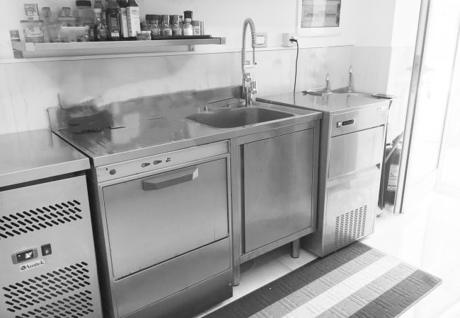 Villa in Sorrento - AMORE RENTALS - Villa Nina with Pool and Sea View Villa in Sorrento - AMORE RENTALS - Villa Nina with Pool and Sea View