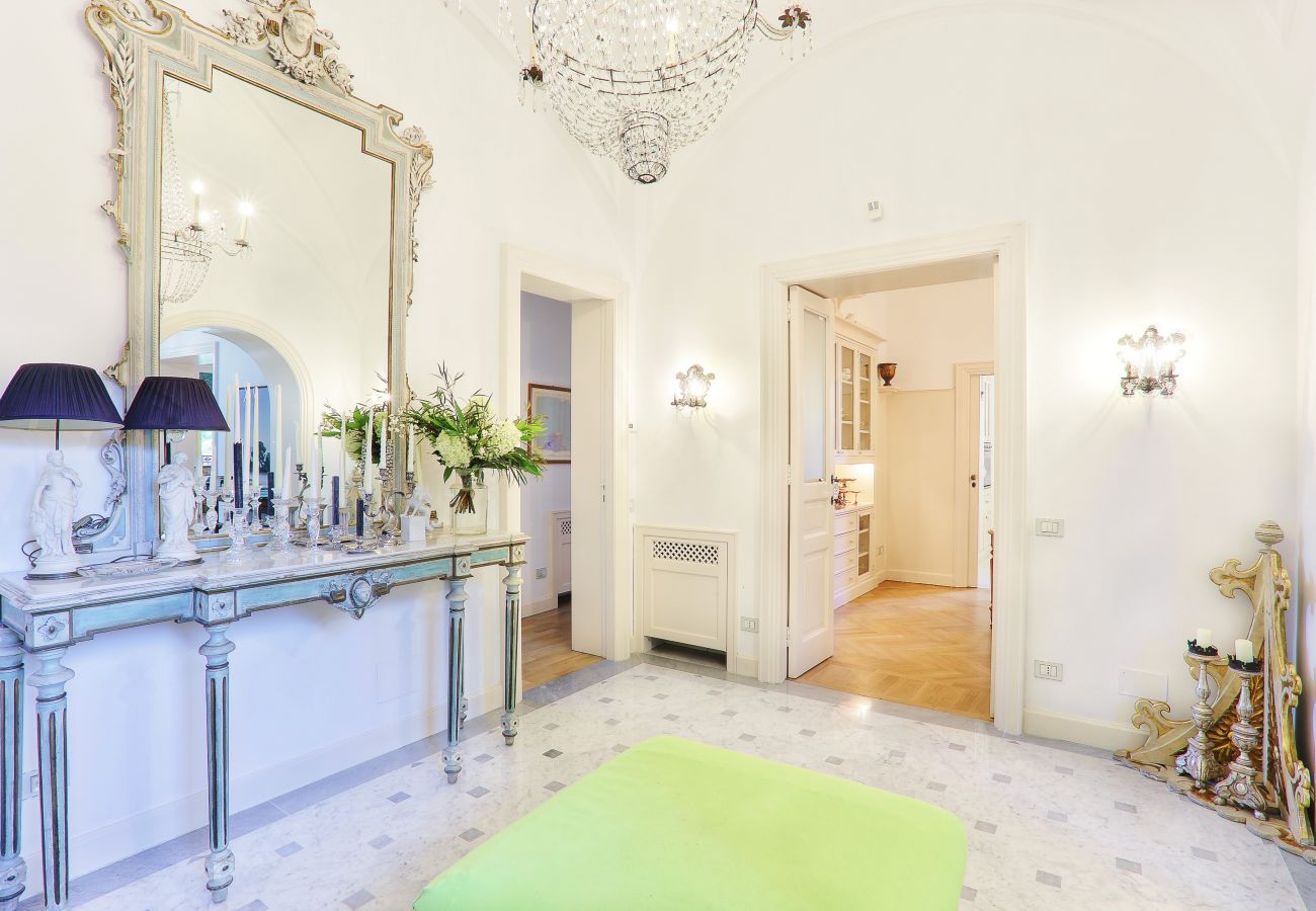 Villa in Sorrento - AMORE RENTALS - Villa Sofia with Terrace and Air Conditioning